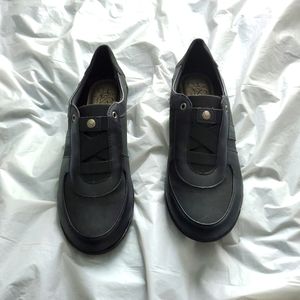 NWOT Life Stride Women's Balck Comfort Shoes With Elastics Size: 7.5 Narrow Shoe